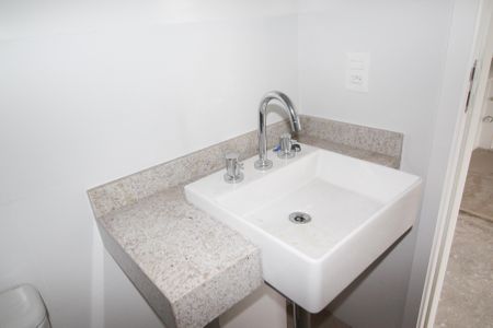 Apartamento à venda com 38m², 2 quartos e sem vagaBanheiro