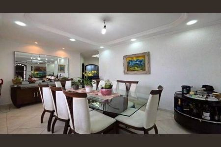 Casa à venda com 4 quartos, 310m² em Tremembé, São Paulo