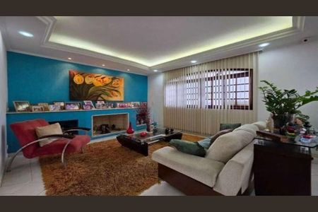 Casa à venda com 4 quartos, 310m² em Tremembé, São Paulo