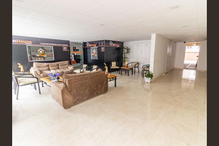 Apartamento à venda com 60m², 2 quartos e sem vagaÁrea comum - Hall