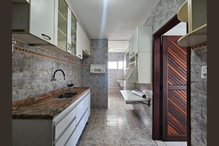 Apartamento para alugar com 98m², 3 quartos e sem vagaCozinha