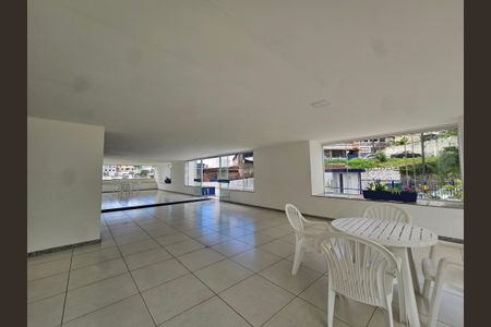 Apartamento para alugar com 98m², 3 quartos e sem vagaplayground 