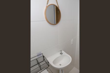 Apartamento para alugar com 31m², 2 quartos e sem vagaBanheiro