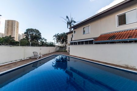 Casa de condomínio para alugar com 86m², 3 quartos e 1 vagaPiscina