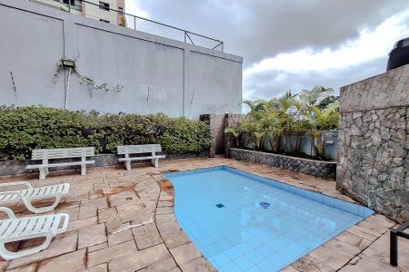 Apartamento à venda com 48m², 1 quarto e 1 vagaÁrea comum - Piscina