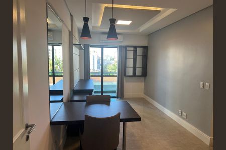 Apartamento à venda com 1 quarto, 50m² em Cambuí, Campinas