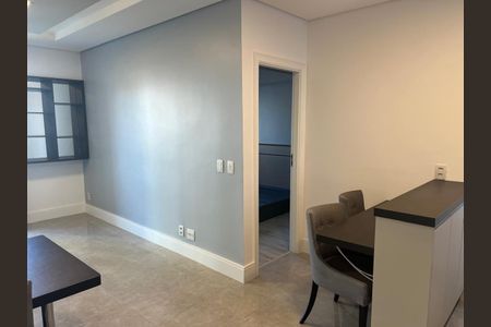 Apartamento à venda com 1 quarto, 50m² em Cambuí, Campinas