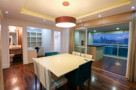 Apartamento para alugar com 2 quartos, 109m² em Jardim Caravelas, São Paulo