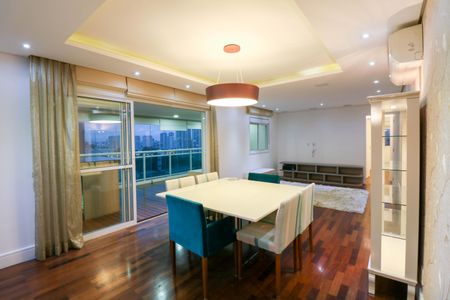 Apartamento para alugar com 2 quartos, 109m² em Jardim Caravelas, São Paulo