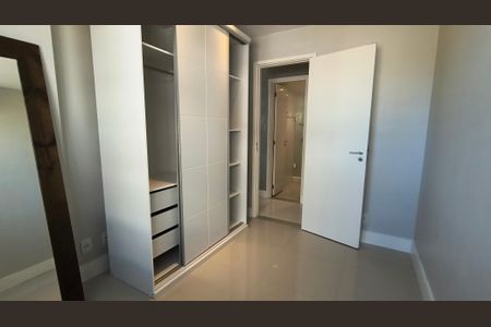 Apartamento para alugar com 83m², 2 quartos e 2 vagas Apartamento para alugar com 83m², 2 quartos e 2 vagasQuarto