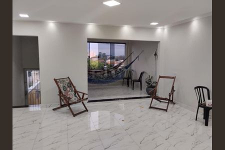 Casa à venda com 2 quartos, 260m² em Vila Palacios, Campinas