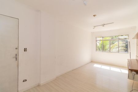 Sala de apartamento à venda com 2 quartos, 56m² em Jardim Artur Alvim, São Paulo