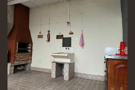 Casa à venda com 3 quartos, 125m² em Vila Mazzei, Santo André