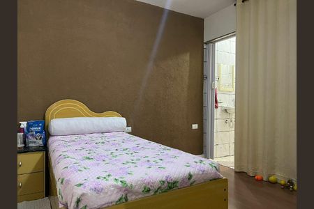 Casa à venda com 3 quartos, 125m² em Vila Mazzei, Santo André