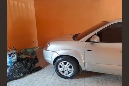 Casa à venda com 223m², 3 quartos e 3 vagas Casa à venda com 223m², 3 quartos e 3 vagasGARAGEM