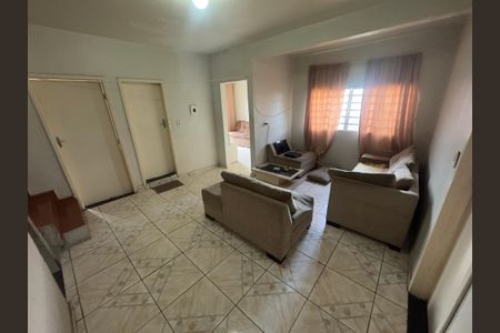 Casa para alugar com 125m², 5 quartos e 2 vagas Casa para alugar com 125m², 5 quartos e 2 vagasSala