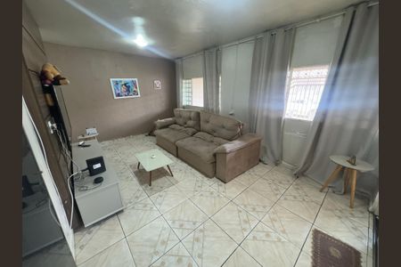 Casa para alugar com 125m², 5 quartos e 2 vagas Casa para alugar com 125m², 5 quartos e 2 vagasSala