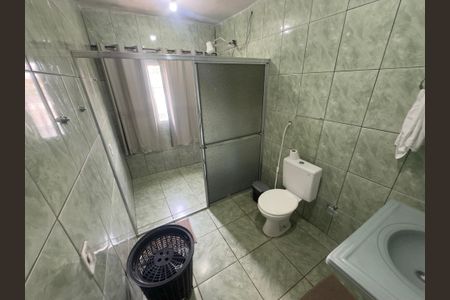 Casa para alugar com 125m², 5 quartos e 2 vagas Casa para alugar com 125m², 5 quartos e 2 vagasBanheiro