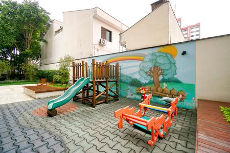 Apartamento à venda com 105m², 3 quartos e 2 vagas Apartamento à venda com 105m², 3 quartos e 2 vagasPlayground