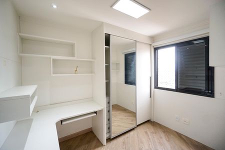 Apartamento à venda com 105m², 3 quartos e 2 vagas Apartamento à venda com 105m², 3 quartos e 2 vagasQuarto 01