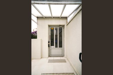 Apartamento à venda com 105m², 3 quartos e 2 vagas Apartamento à venda com 105m², 3 quartos e 2 vagasElevador acessível