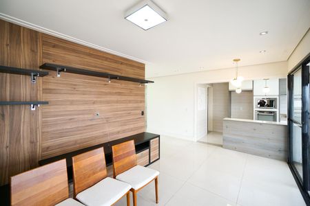 Apartamento à venda com 105m², 3 quartos e 2 vagas Apartamento à venda com 105m², 3 quartos e 2 vagasSala