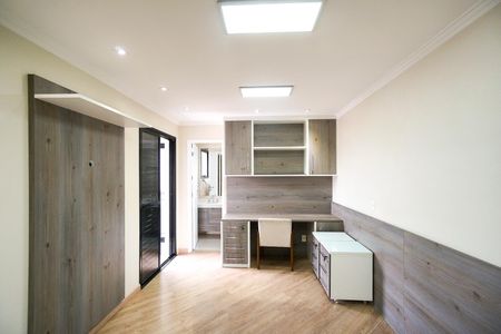 Apartamento à venda com 105m², 3 quartos e 2 vagas Apartamento à venda com 105m², 3 quartos e 2 vagasSuíte