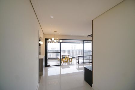 Apartamento à venda com 105m², 3 quartos e 2 vagas Apartamento à venda com 105m², 3 quartos e 2 vagasSala