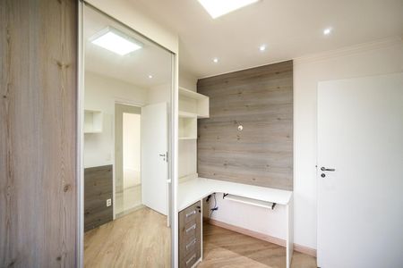 Apartamento à venda com 105m², 3 quartos e 2 vagas Apartamento à venda com 105m², 3 quartos e 2 vagasQuarto 02