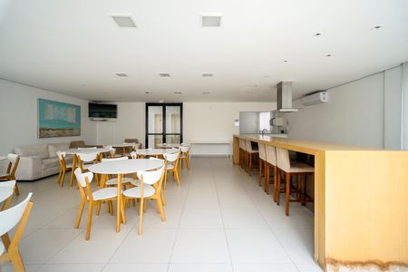 Apartamento à venda com 105m², 3 quartos e 2 vagas Apartamento à venda com 105m², 3 quartos e 2 vagasSalão de festas