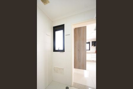 Apartamento à venda com 105m², 3 quartos e 2 vagas Apartamento à venda com 105m², 3 quartos e 2 vagasÁrea de serviço