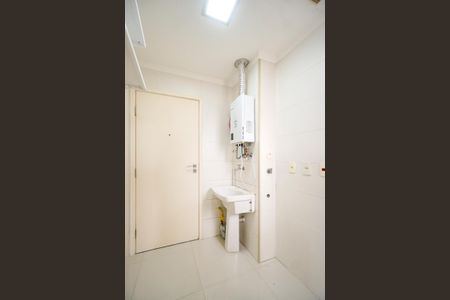 Apartamento à venda com 105m², 3 quartos e 2 vagas Apartamento à venda com 105m², 3 quartos e 2 vagasÁrea de serviço