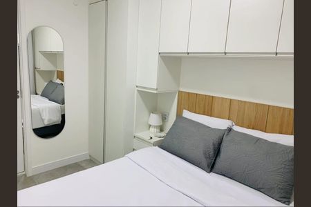 Quarto de apartamento à venda com 1 quarto, 29m² em Parque Vitoria, São Paulo