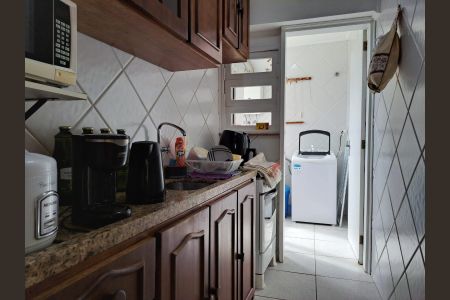 Apartamento à venda com 59m², 2 quartos e 1 vaga Apartamento à venda com 59m², 2 quartos e 1 vagaCozinha