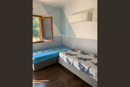 Casa à venda com 3 quartos, 330m² em Vila Irmaos Arnoni, São Paulo