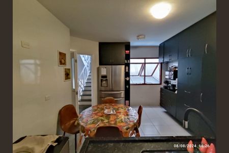 Casa à venda com 146m², 4 quartos e 2 vagas