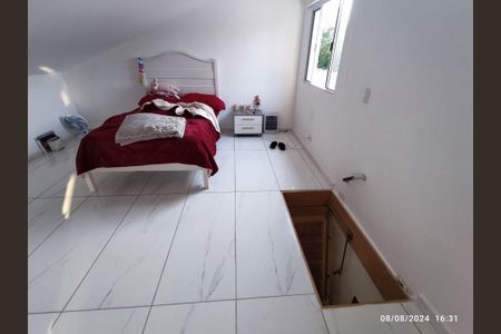 Casa à venda com 146m², 4 quartos e 2 vagas