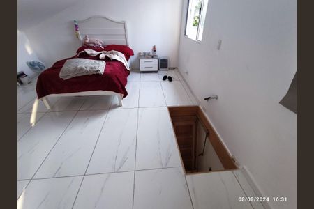 Casa à venda com 146m², 4 quartos e 2 vagas