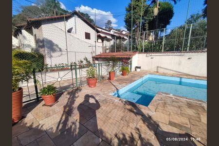 Casa à venda com 146m², 4 quartos e 2 vagas