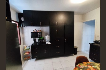 Casa à venda com 146m², 4 quartos e 2 vagas