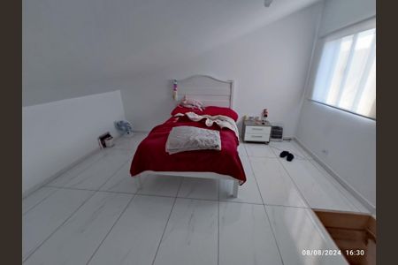 Casa à venda com 146m², 4 quartos e 2 vagas