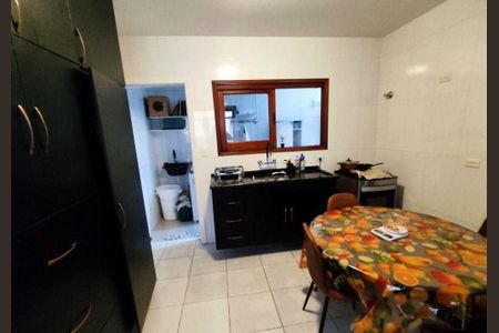 Casa à venda com 146m², 4 quartos e 2 vagas