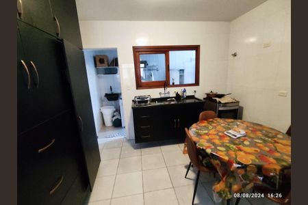 Casa à venda com 146m², 4 quartos e 2 vagas