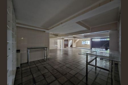 Casa à venda com 4 quartos, 453m² em Vila Irmaos Arnoni, São Paulo