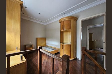 Casa à venda com 4 quartos, 453m² em Vila Irmaos Arnoni, São Paulo