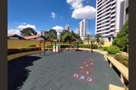 Apartamento à venda com 99m², 3 quartos e 2 vagasÁrea comum - Playground