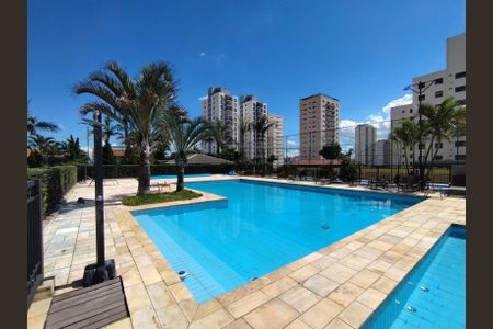 Apartamento à venda com 99m², 3 quartos e 2 vagasÁrea comum - Piscina