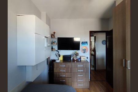 Apartamento à venda com 99m², 3 quartos e 2 vagasQuarto 2 