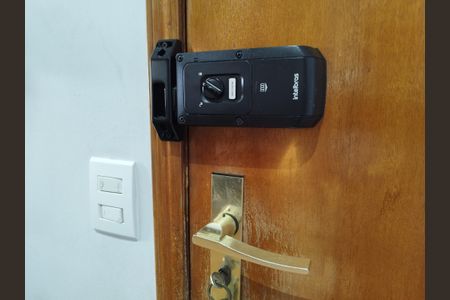 Apartamento à venda com 99m², 3 quartos e 2 vagasFechadura Eletrônica 