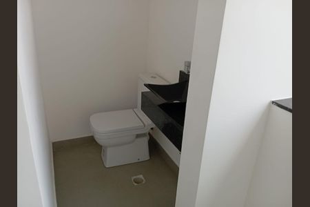 Casa à venda com 170m², 3 quartos e 4 vagasWC